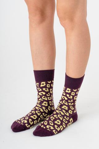 Leopar Desenli Unisex GOTS Sertifikalı Organik Pamuk Çorap – Vegan - Magenta/Limon